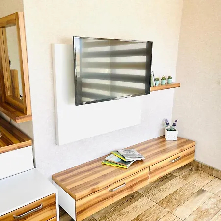 Ale Park Aparthotel 2*