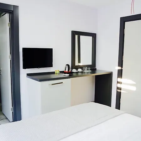 Ale Park Aparthotel 2*